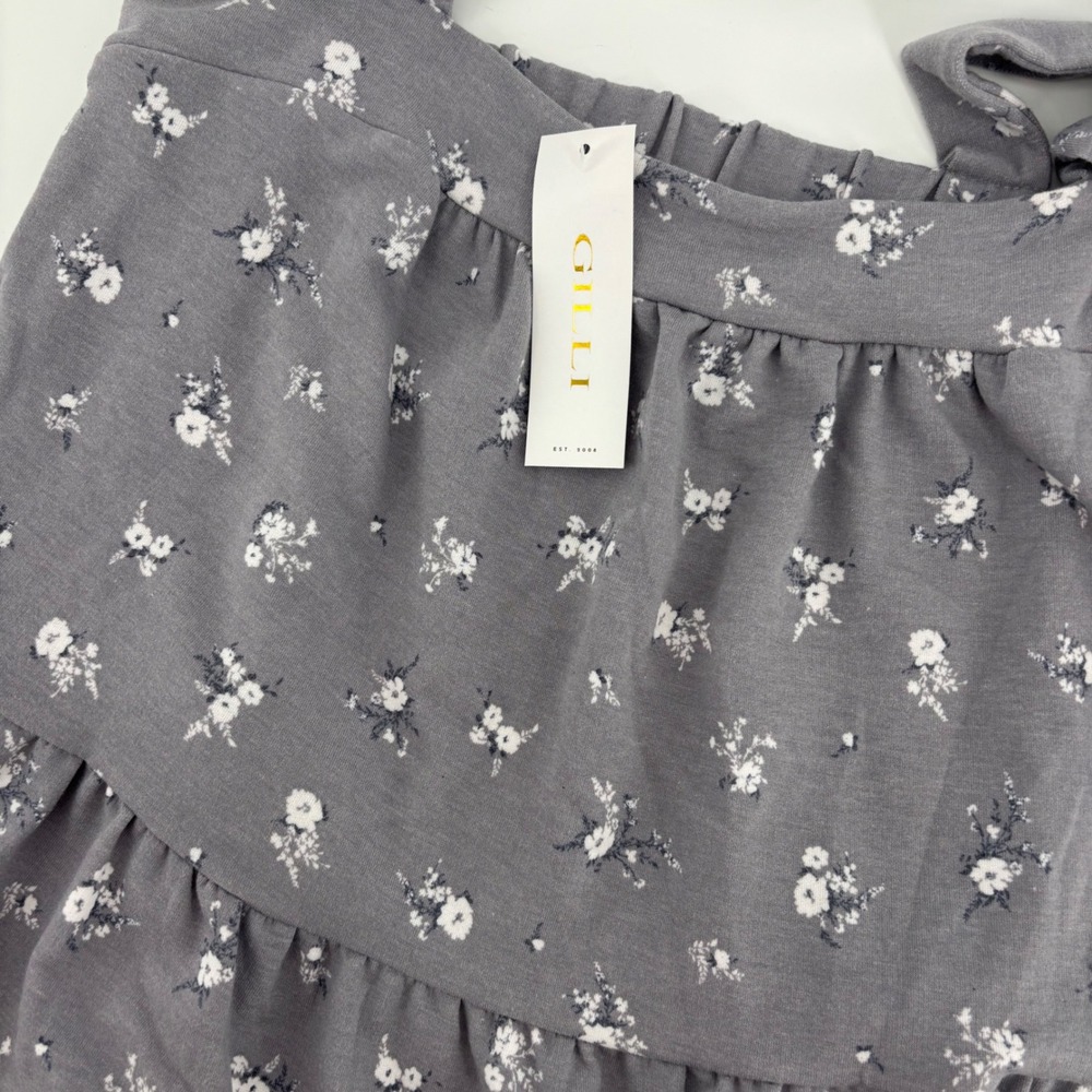 Gilli Floral Peplum Cami Top Womens L Grey NWT Tiered‎ Sleeveless Square Neck